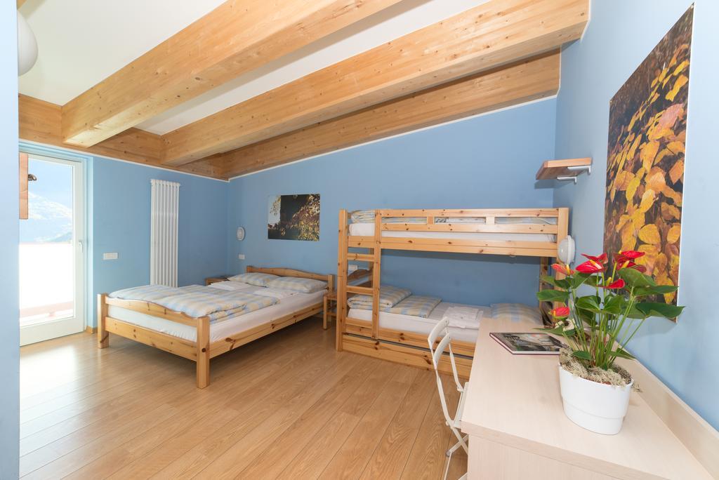 Hostel L'Ost - Ostello Di Grumes Eksteriør billede