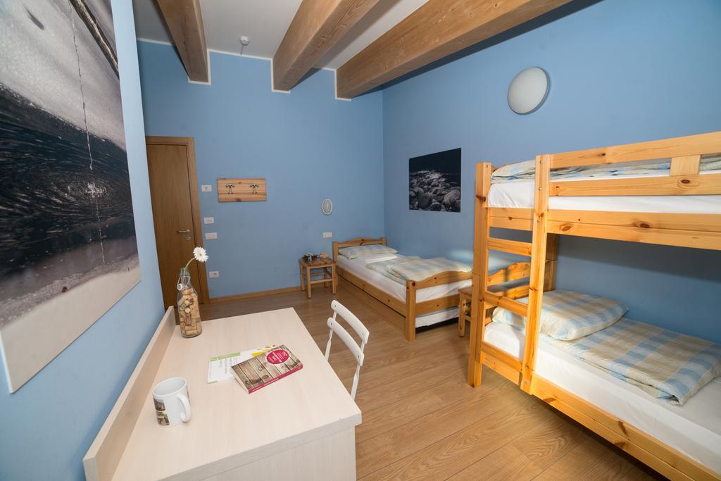 Hostel L'Ost - Ostello Di Grumes Eksteriør billede