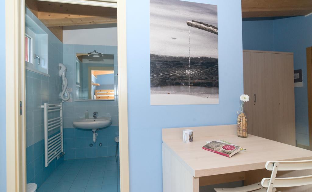 Hostel L'Ost - Ostello Di Grumes Værelse billede