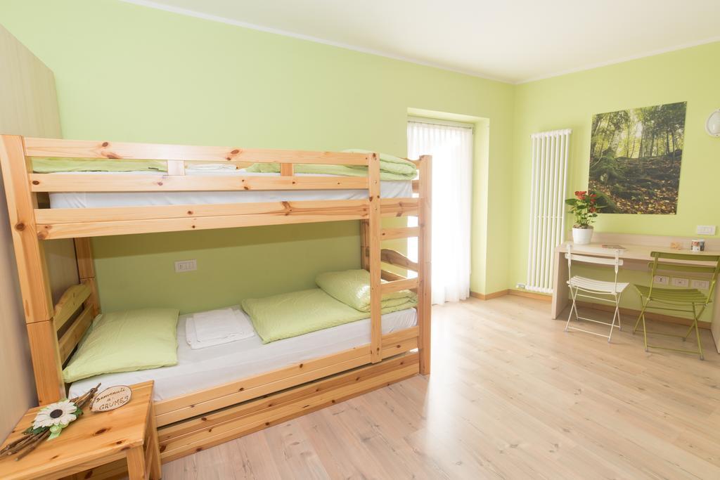Hostel L'Ost - Ostello Di Grumes Værelse billede