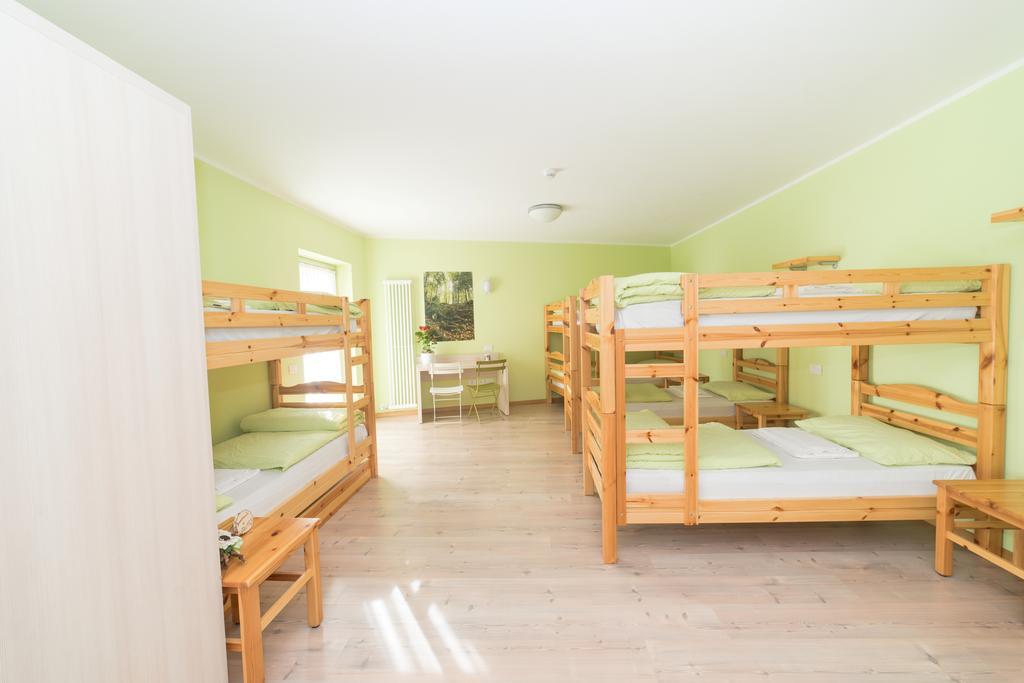 Hostel L'Ost - Ostello Di Grumes Eksteriør billede